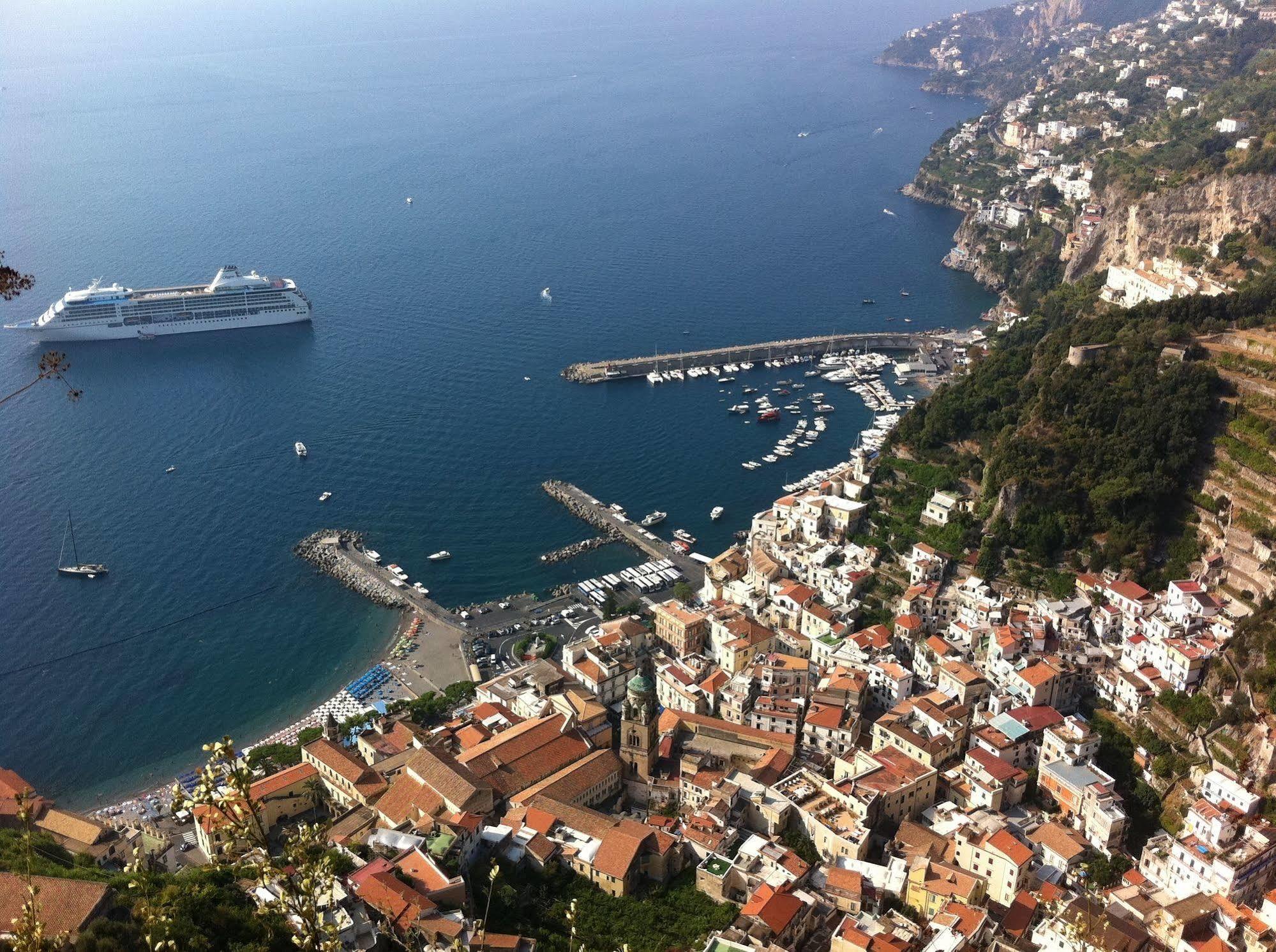 Albergo L'Antico Convitto Amalfi Kültér fotó