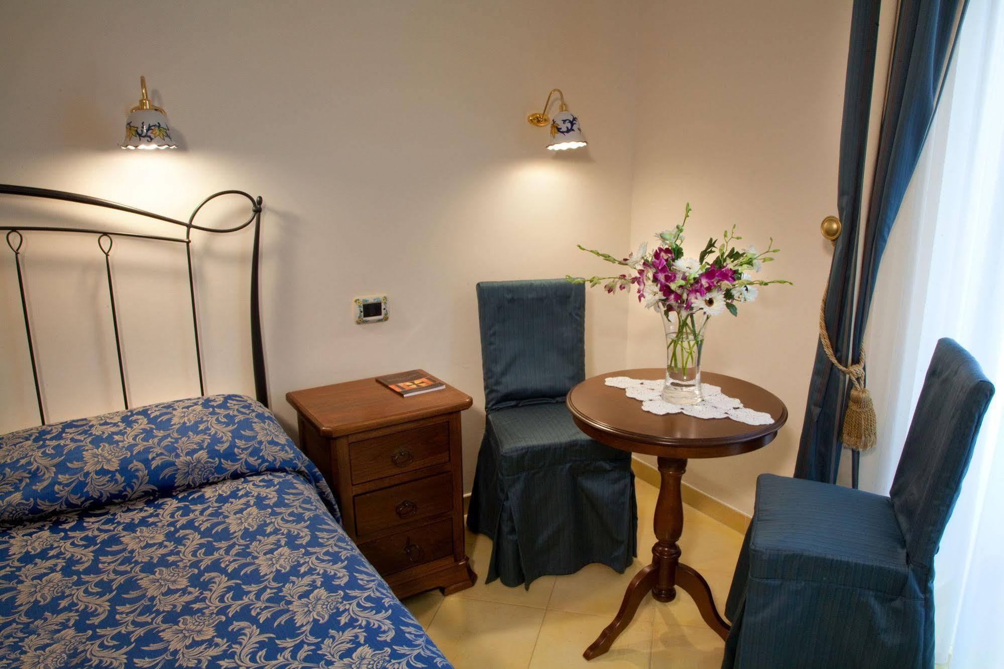 Albergo L'Antico Convitto Amalfi Kültér fotó